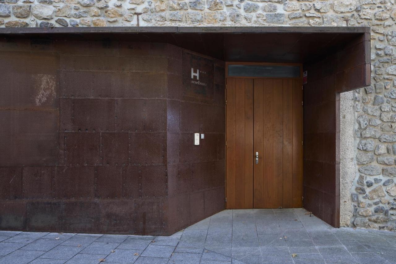 Oñate Iraipe Santuario De Arantzazu Hotel מראה חיצוני תמונה