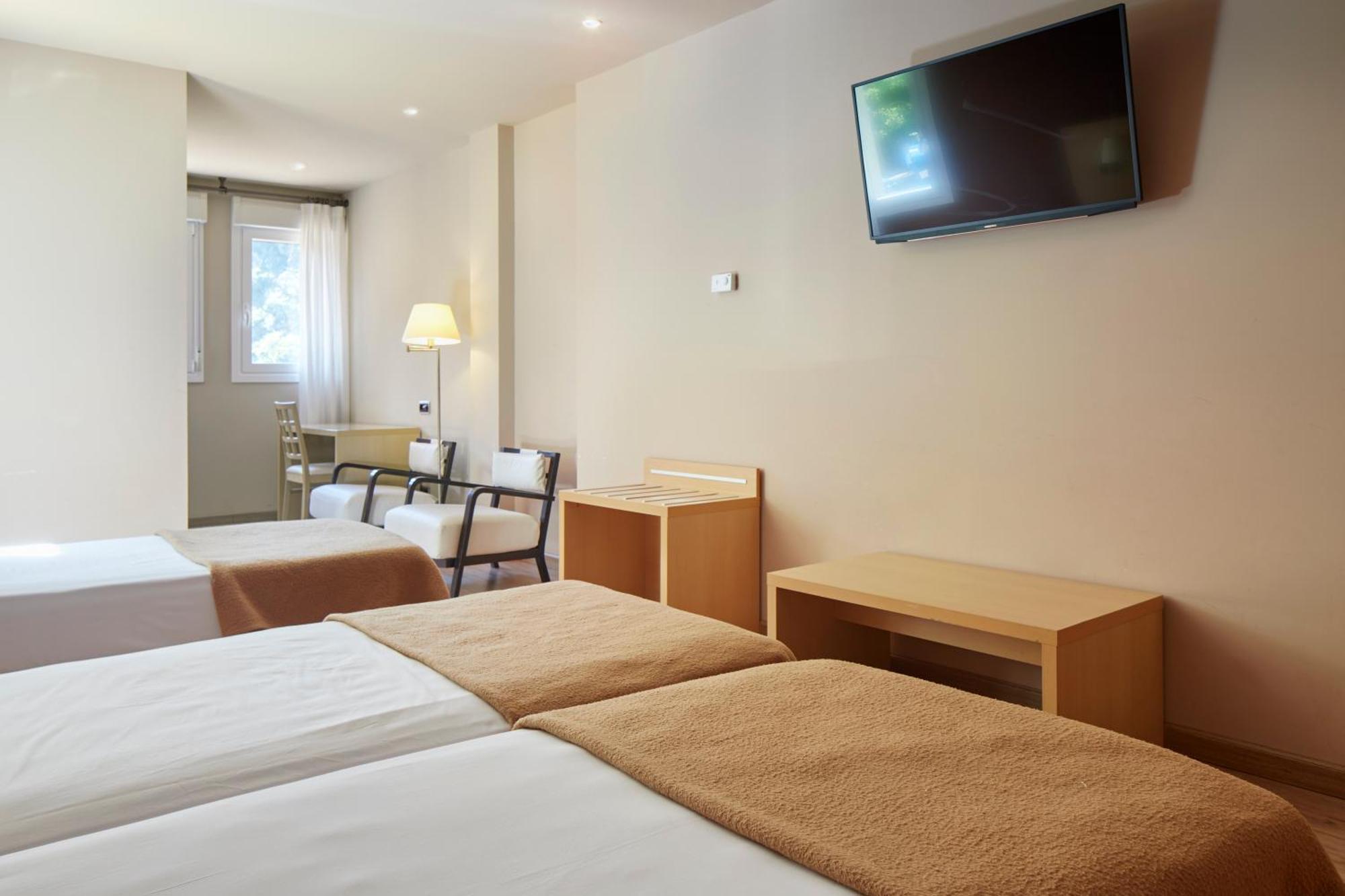 Oñate Iraipe Santuario De Arantzazu Hotel מראה חיצוני תמונה