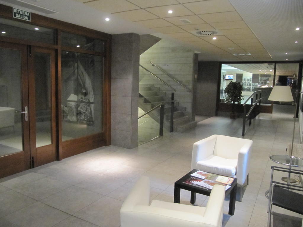 Oñate Iraipe Santuario De Arantzazu Hotel מראה חיצוני תמונה